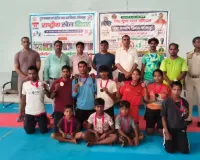राष्ट्रीय खेल दिवस पर सहजनवा मिनी स्टेडियम में खेल प्रतिभाओं ने दिखाया दमखम 