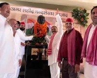 सपा प्रतिनिधिमंडल ने काकोरी स्मारक पहुंचकर अर्पित की श्रद्धांजलि