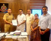 दिल्ली कैंट विधायक पर कार्रवाई की मांग को लेकर भाजपा का पुलिस मुख्यालय पर दबाव