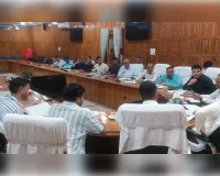 भूमि अर्जन कार्यों की समीक्षा हेतु डीएम की अध्यक्षता में बैठक सम्पन्न