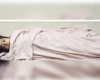 डॉक्टर की लापरवाही से पत्रकार की सात वर्षीय मासूम बेटी की मौत