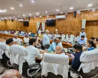 बहराइच में मंडलायुक्त की पेंशनर्स जनसुनवाई से सेवानिवृत्त कर्मियों को राहत