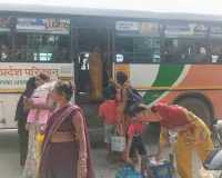 नि:शुल्क बस यात्रा से मुदित दिखी नारी शक्ति, योगी सरकार की प्रशंसा
