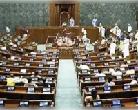 विपक्ष के हंगामा के बीच दोनों सदनों की कार्यवाही 2 बजे तक टली