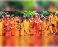 हरियाली अमावस्या पर स्वामी चिदानंद का संदेश, पौधा लगाएं धरती बचाएं