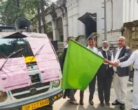 राष्ट्रीय लोक अदालत के प्रचार वाहन को दिखाई हरी झंडी