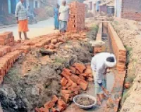 अयोध्या मंडल में 204 निर्माण कामगार परिवारों को मिला आर्थिक संबल
