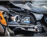 मुंबई: कोस्टल रोड पर पलटी BMW, हादसे में तीन की मौत
