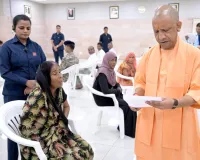छोटी घटनाएं बड़ी न बनें, डीएम-एसपी रखें नजर: मुख्यमंत्री योगी