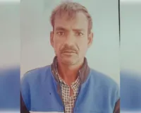 अमेठी: जंगल में फंदे से लटका मिला अधेड़ का शव, जांच जारी 