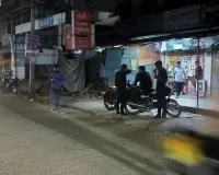 इंदिरानगर क्षेत्र में रात 11 बजे भी मिल जाती है देसी दारू...!