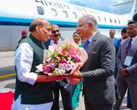 तीन दिवसीय यात्रा पर श्रीलंका पहुंचे राजनाथ सिंह, हुआ भव्य स्वागत