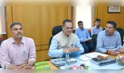 जयपुर में स्वनिधि योजना समीक्षा, मुख्य सचिव ने दिए लंबित मामलों के शीघ्र निस्तारण के निर्देश