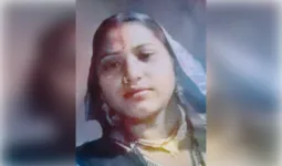 जालौन में विवाहिता की संदिग्ध मौत पर बवाल, परिजनों ने हत्या का लगाया आरोप