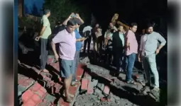 तेज बारिश-आंधी में बड़ा हादसा, कमजोर बाउंड्री वॉल गिरने से मजदूरों पर टूटा कहर