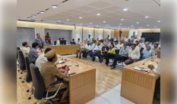 योग दिवस को लेकर बैठक, बहुमंजिला सोसाइटी में लोगों को योग अभ्यास से जोड़ने की अपील