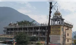 तीर्थयात्री बनकर आए फिर बन गए संकट का कारण