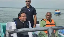 चुनाव से पहले एक ही नाव पर सवार हुए धामी और पांडेय