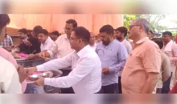 आरटीओ कार्यालय में हनुमान जी की पूजा अर्चना के बाद हुआ विशाल भंडारा