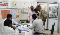 अमेठी में कलयुगी बेटे का खौफनाक हमला, मां पर चाकू से किए ताबड़तोड़ वार, हालत गंभीर