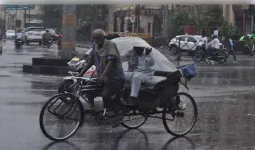 उप्र में मानसून के सक्रिय होते ही नोएडा से लखनऊ तक झमाझम बारिश, जनजीवन प्रभावित