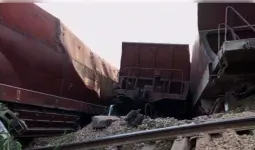 पाकिस्तान के सिंध में मालगाड़ी के 17 डिब्बे उतरे पटरी से , 24 घंटे तक रेल यातायात ठप