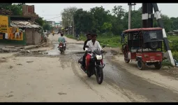 श्रावण में आस्था के मार्ग पर अव्यवस्था,बाबा पराशर नाथ मंदिर जाने वाले श्रद्धालु परेशान