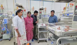 900 ग्राम के नन्हे शिशु ने जीती जिंदगी की जंग, एसएनसीयू की टीम ने बचाई जान