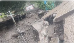 उत्तराखंड में भारी बारिश के कारण यमुनोत्री पैदल मार्ग धंसा, वैकल्पिक रास्ता बने के निर्देश
