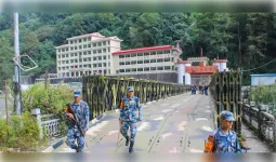 नेपाल-चीन व्यापार मार्ग के सीमा क्षेत्र में भूस्खलन, बीओपी को नुकसान