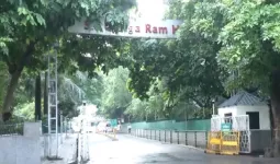 दिल्ली के हॉस्टल में मृत पाई गई 19 साल की नर्सिंग छात्रा, जांच में जुटी पुलिस