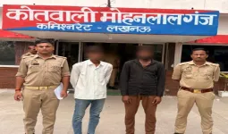 घर के बाहर खड़ा ई-रिक्शा चुराकर भागे, बैटरी ने दिया धोखा, पुलिस ने दो चोर दबोचे