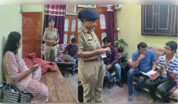 कानपुर में रिटायर्ड इंस्पेक्टर के घर लाखों की दिनदहाड़े लूट