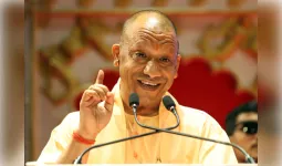 अफवाह फैलाने वालों और उपद्रवियों पर जीरो टॉलरेंस की कार्रवाई हो : योगी