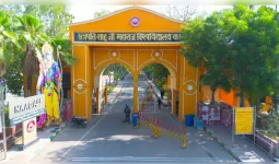 नौकरी के साथ पढ़ाई का मौका, आउटसोर्सिंग कर्मियों को 50% छूट