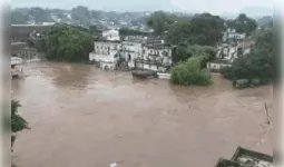 मध्य प्रदेश: कई जिलों में बाढ़ से बिगड़े हालात, भारी बारिश का अलर्ट