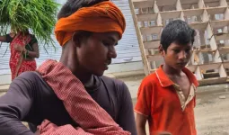 स्कूल में छात्रा के गले में फंसा कटर, हालत गंभीर
