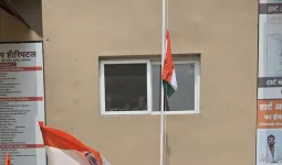 तिरंगे की शान में गूंजा नारायण स्वरूप परिसर, स्वास्थ्य-शिक्षा से राष्ट्र सेवा का लिया संकल्प