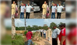 जय भगवान यादव खुद उतरे मैदान में, जलभराव और नालों की समस्या पर तत्काल कार्रवाई