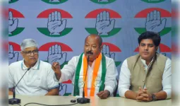 आसिम वकार ने छोड़ी AIMIM, कांग्रेस में शामिल