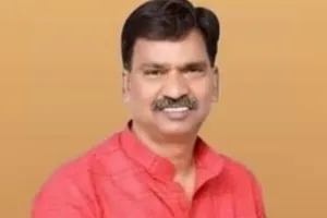 कांग्रेस ने सीतापुर से पूर्व विधायक राकेश राठौर को बनाया प्रत्याशी