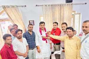 वेतन बढने से गदगद अनुदेशको ने राज्य मंत्री का जताया आभार