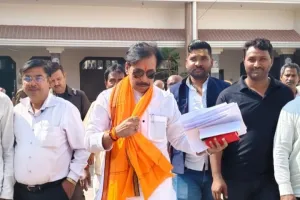 सरकार के पास गैस सिलेंडर की कोई समस्या नही: अनिल राजभर