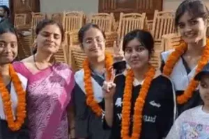 सीबीएसई 10वीं का रिजल्ट जारी,लखनऊ की अवनी ने मारी बाजी