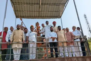 महाराणा प्रताप की प्रतिमा पर माल्यार्पण किया