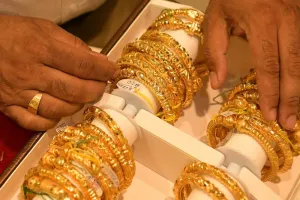  सोने और चांदी की कीमतों में बड़ी गिरावट?