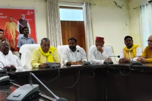 केंद्र सरकार के बारह वर्ष की बताईं उपलब्धियाँ 