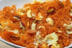 क्या आपने खाई है लखनऊ की मशहूर किमामी सेवइयां?