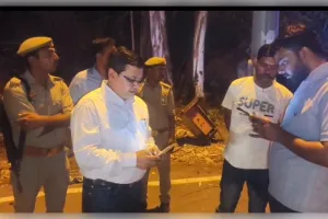 नवाबगंज टोल प्लाजा पर चला सघन चेकिंग अभियान, 45 वाहनों का चालान