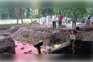 कुल्टी में जल निकासी टनल के पुनर्निर्माण का कार्य शुरू, स्थानीय लोगों ने संतोष व्यक्त की